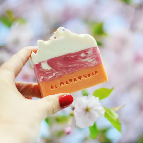 Přírodní mýdlo - Sakura Blossom 100g Přírodní mýdlo - Sakura Blossom 100g