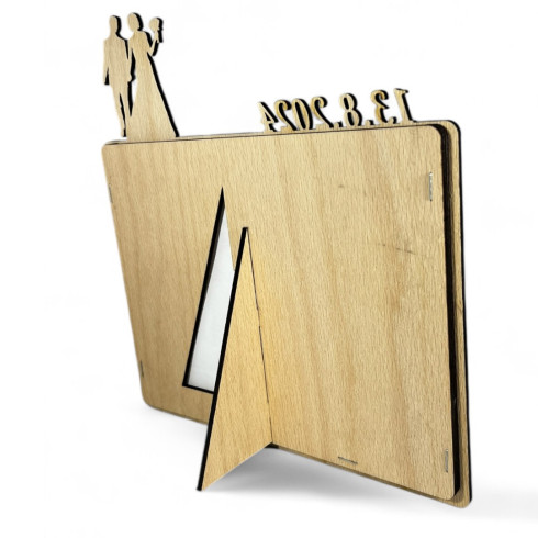 Drevený svadobný fotorámik s dátumom a menom 15 x 20cm