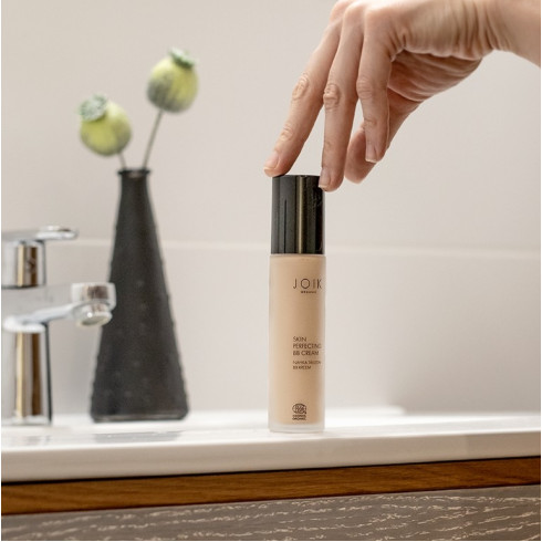 BB krém - Skin Perfecting BB Lotion Light, 50ml BB krém - Skin Perfecting BB Lotion Light, 50ml