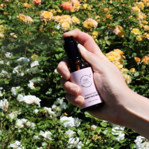 Kvetinová voda (hydrolát) - Bio face water Damask Rose 50ml, s antiage efektom Kvetinová voda (hydrolát) - Bio face water Damask Rose 50ml, s antiage efektom