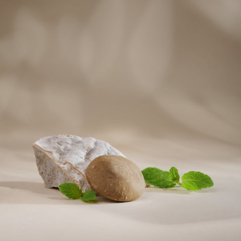 Prebiotický tuhý šampón - S anti-pollution ochranou Intensive Care 50g