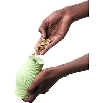 Hračka na pamlsky - Treat Toy, velikost L